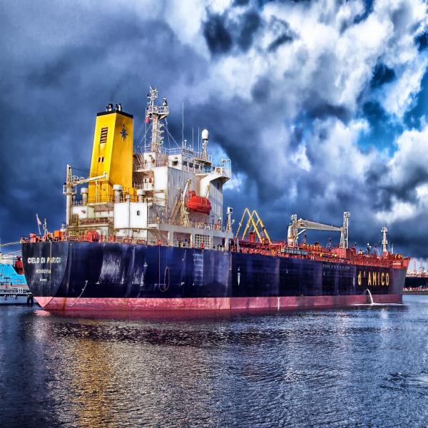 ship storm
